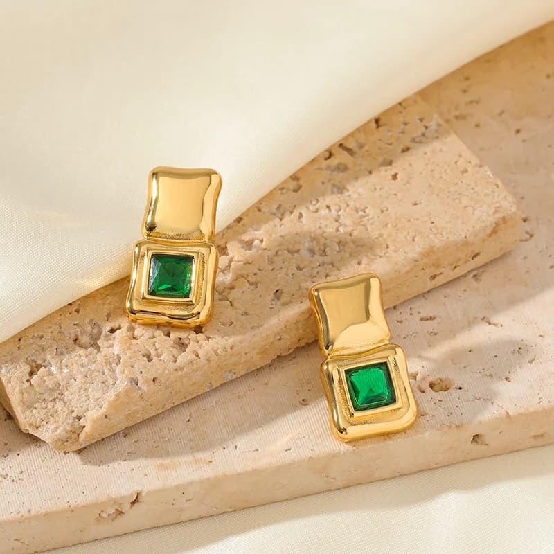 Pendientes de botón con cristal verde cuadrado en acero inoxidable 316L