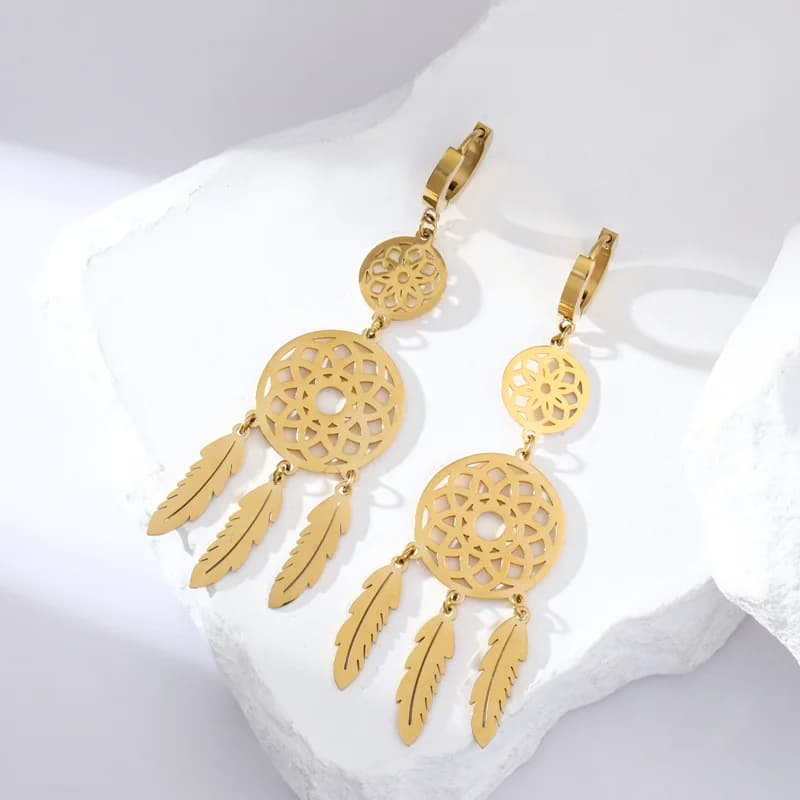 Pendientes largos atrapasueños con plumas