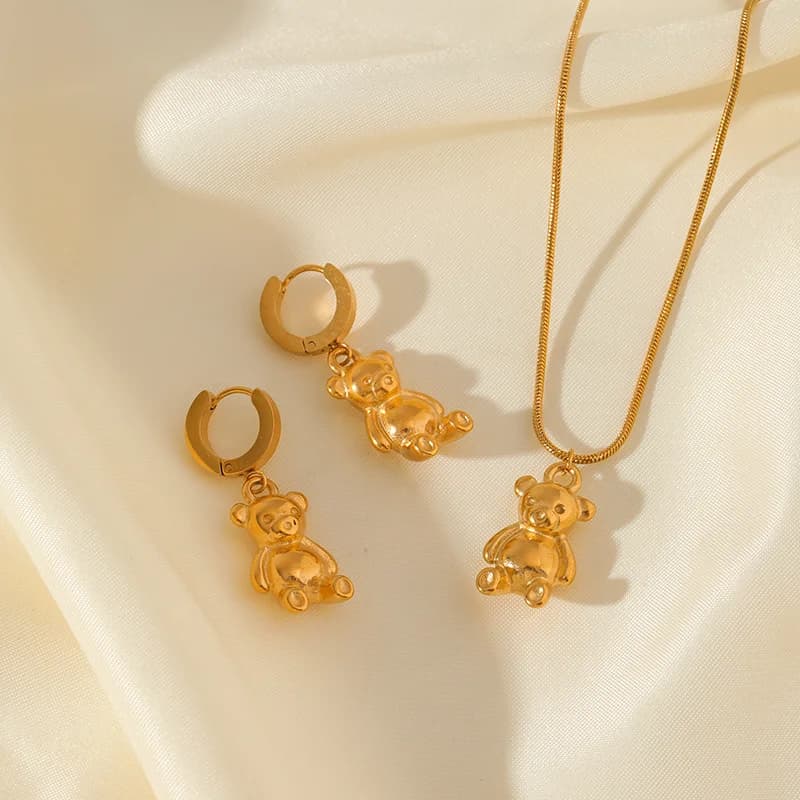 Set de Collar y Pendientes de Oso y Flor, Dorado