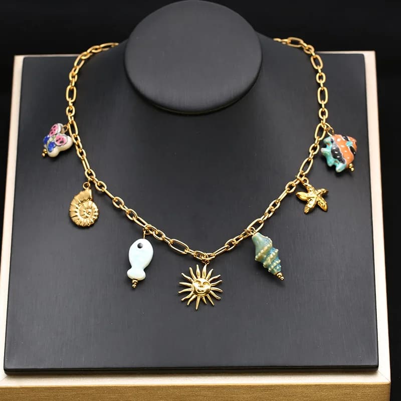 Collar con Colgante de Estrella de Mar y Tortuga Dorado