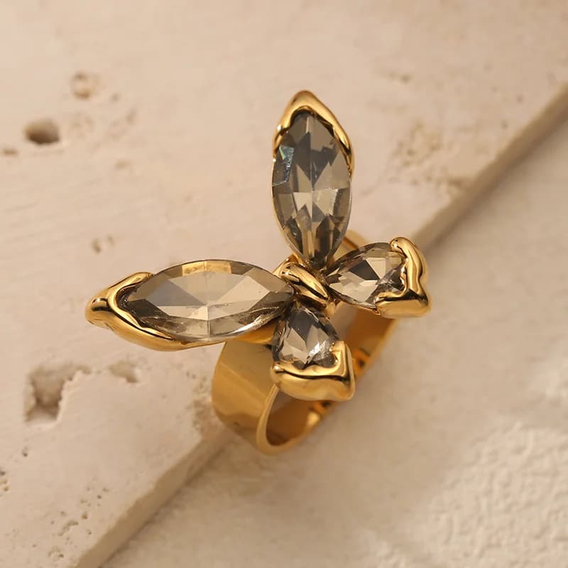 Anillo Ajustable de Mariposa con Circonita Bañado en Oro 18K