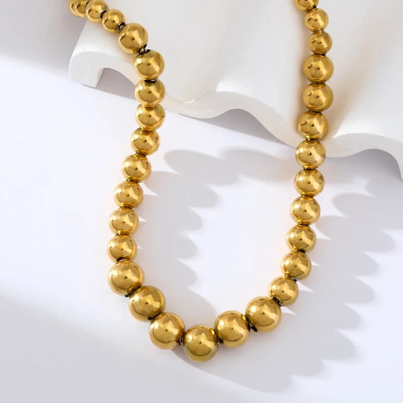 Collar de cuentas sólidas, acero inoxidable color oro