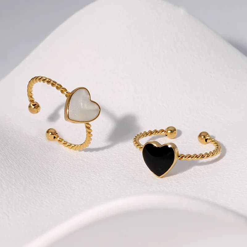 Anillo Ajustable de Acero Inoxidable con Forma de Corazón