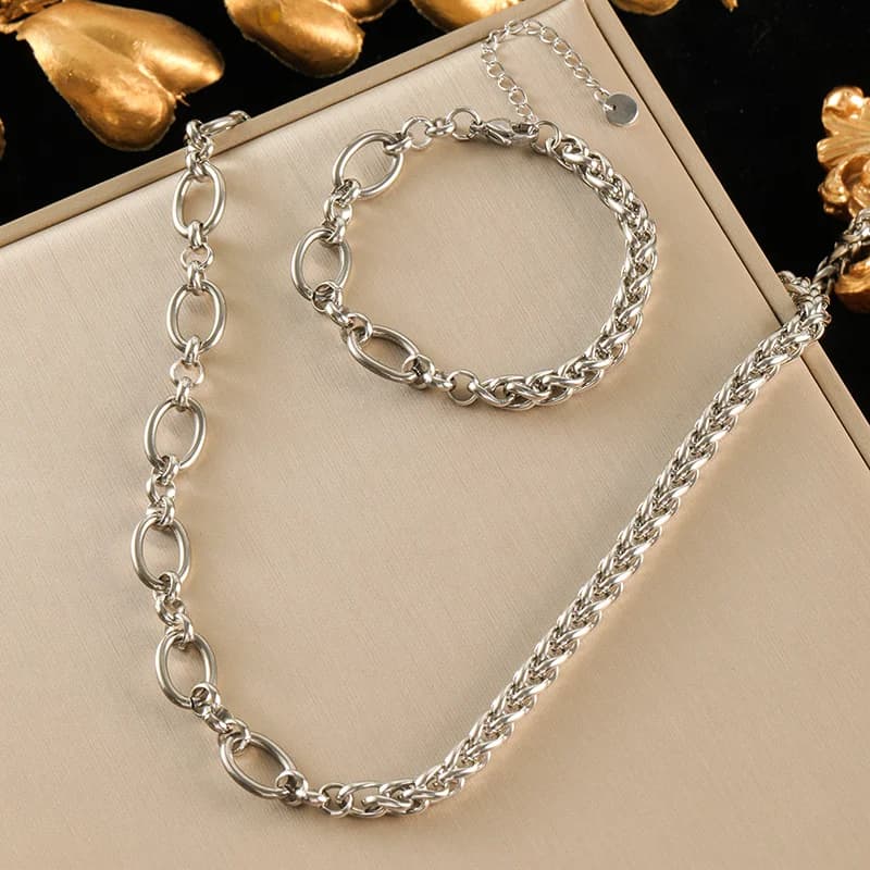 Set de collar y pulsera de cadena asimétrica, dorado