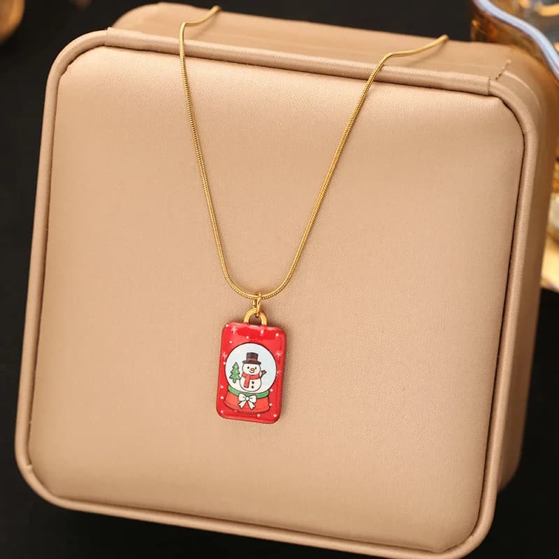 Collar con Colgante de Esmalte Reno