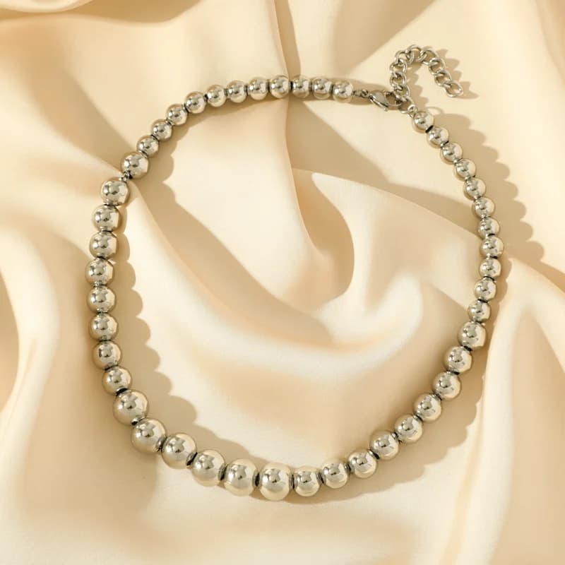 Collar de cuentas sólidas de acero inoxidable