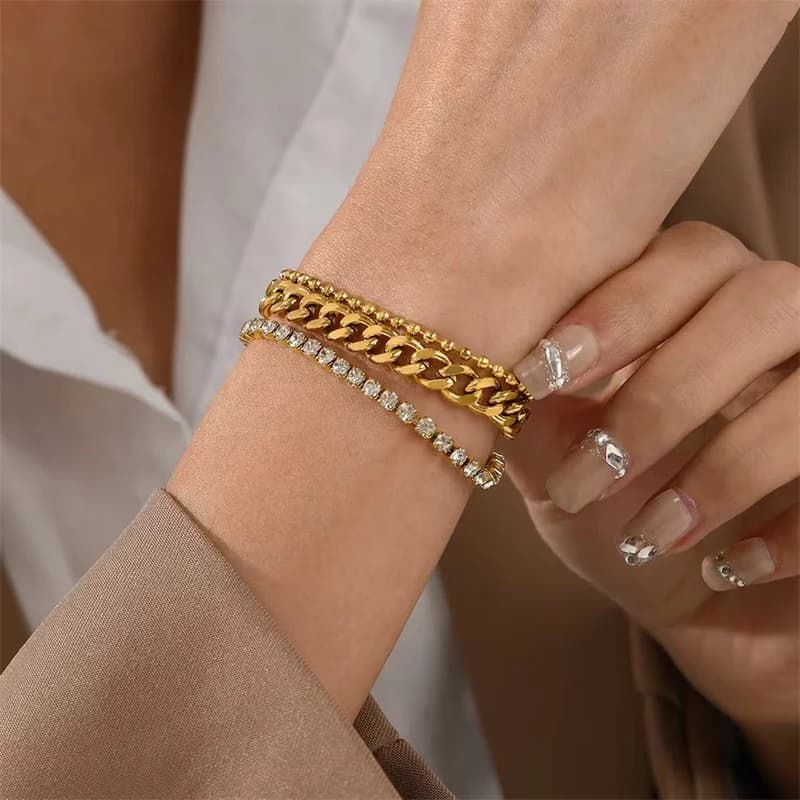 Pulsera de Cadena con Circonitas Brillantes