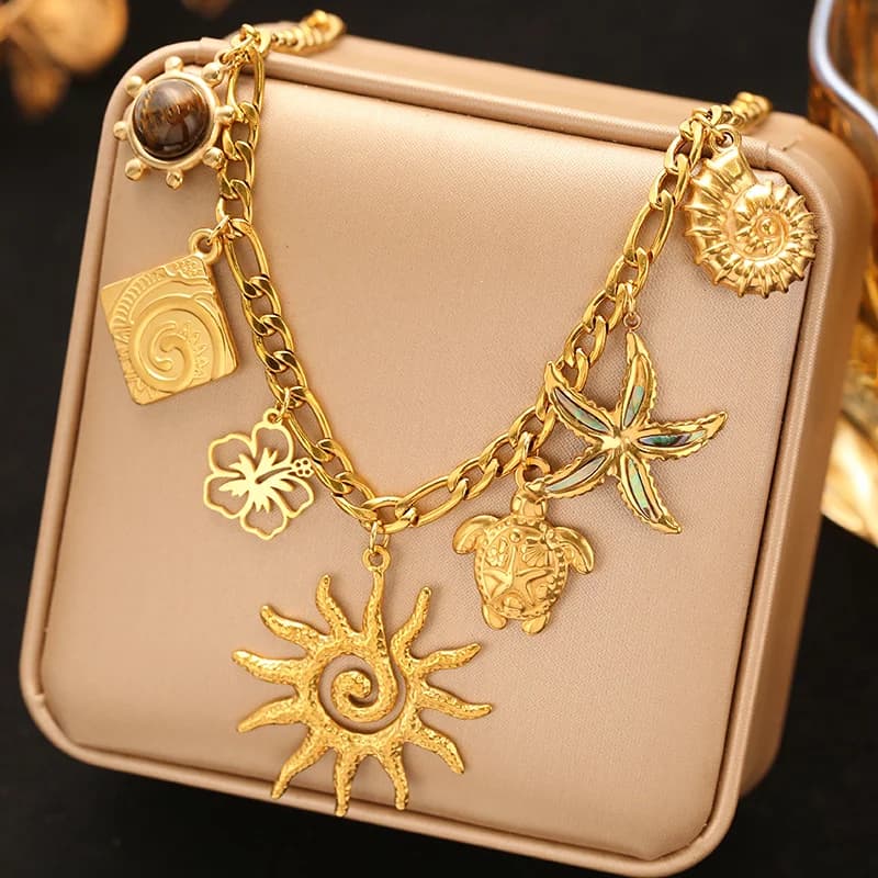 Collar con Colgante de Múltiples Abalorios, PVD Oro 18K