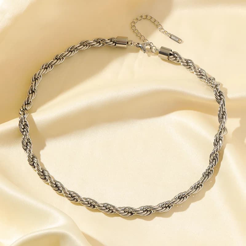 Collar de cadena gruesa de 8 mm, baño en oro de 18K
