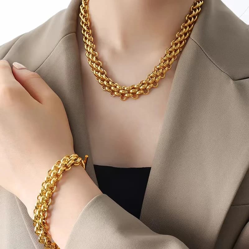Brazalete de eslabones cubanos dorados