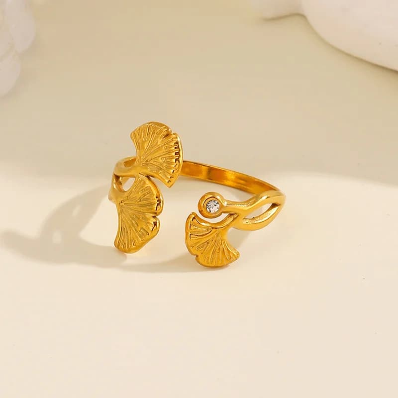 Anillo ajustable de hoja de ginkgo con circonia, acero inoxidable