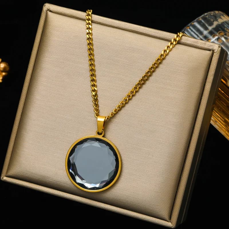 Collar con Colgante Grande Cuadrado de Cristal de Zirconia