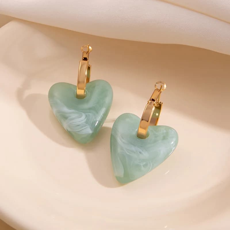 Pendientes colgantes de corazón acrílico