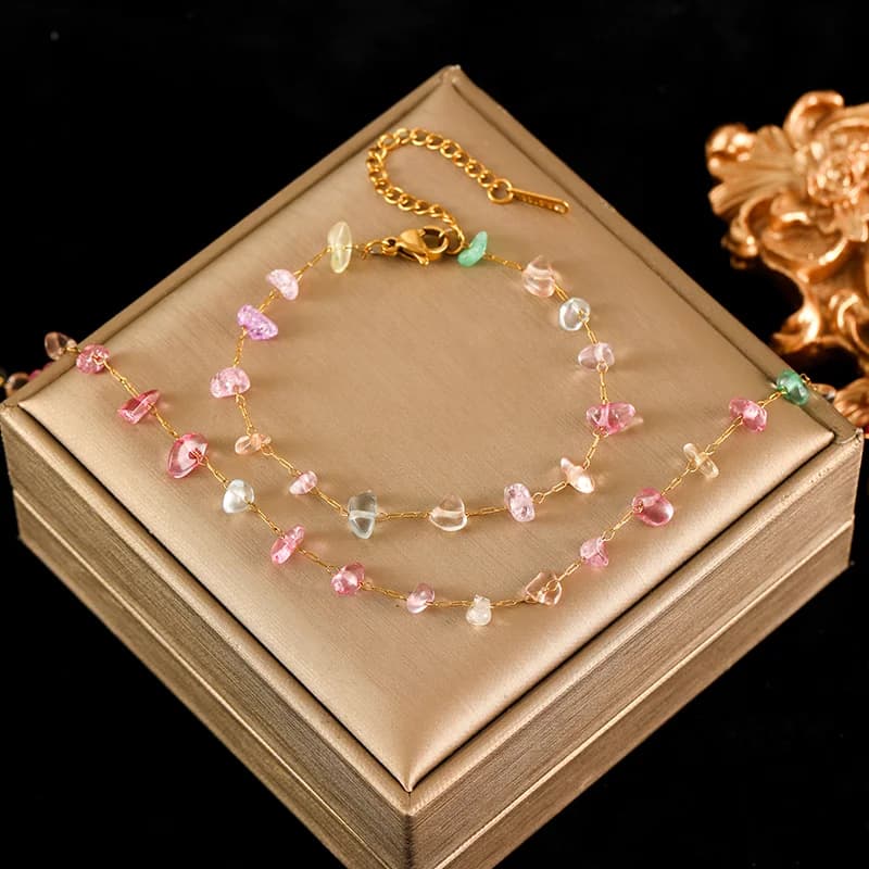 Set de collar y pulsera con piedras acrílicas de colores
