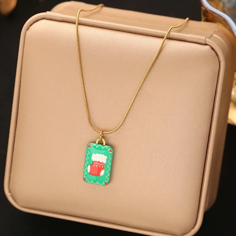 Collar con Colgante de Esmalte Reno