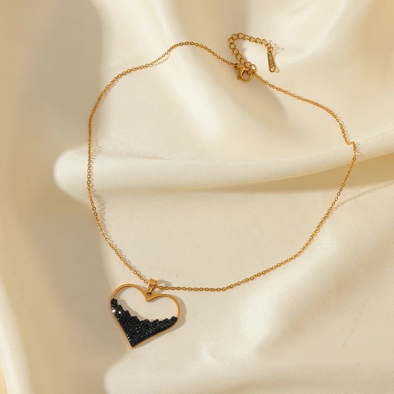 Collar con Colgante de Corazón Negro Brillante