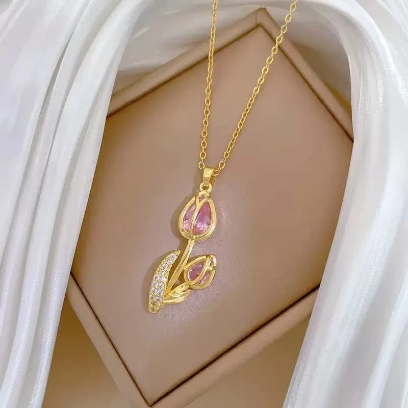 Collar con Colgante de Corazón con Circonitas Brillantes