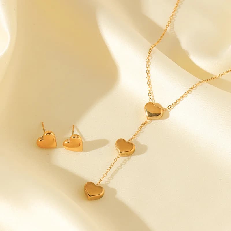 Set de collar y pendientes con corazón brillante, plata