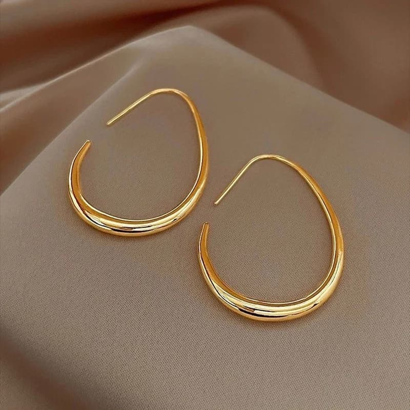 Pendientes Botón Forma C, Acero Inoxidable Chapado en Oro